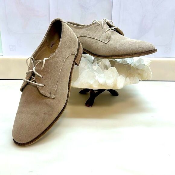 Barneys New York Shoes - Barney’s New York suede loafers